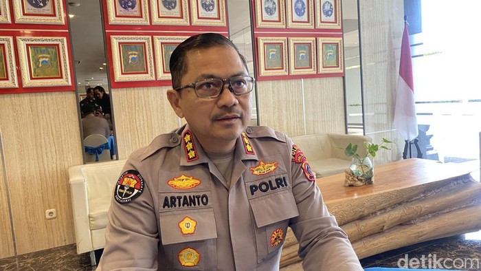 Kabis Humas Polda Jateng, Kombes Artanto di Mapolda Jateng, Kecamatan Semarang Selatan, Kota Semarang, Kamis (23/10/2025).