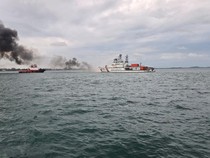 Kapal Kayu Terbakar di Perairan Batam, ABK Menghilang