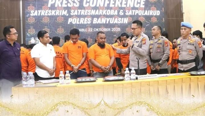 Polisi Telusuri Asal Senpi Rakitan Penembakan Sopir Angkot di Banyuasin