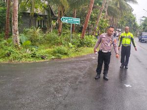Pemotor Tabrak Truk di Jalan Daendels Kulon Progo, 1 Tewas