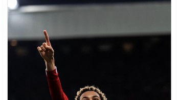 Ekitike lebih bersinar dibanding Isak yang sangat mahal harganya. Foto: X.com