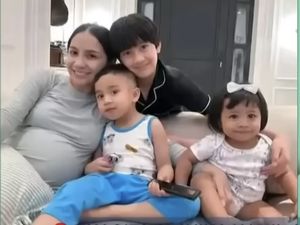 Gegara Foto Ini Nagita Slavina Disebut Hamil Lagi