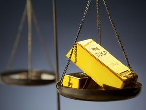 Harga Emas Hari Ini di Jogja 17 November 2025: Antam LM Naik di Awal Pekan!