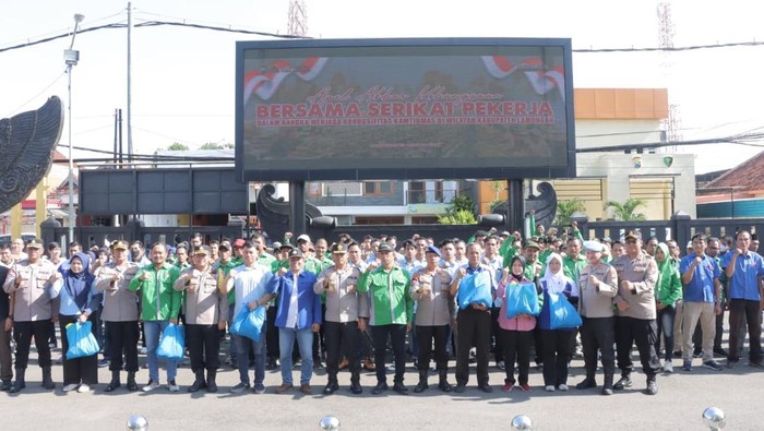 Polres Lamongan gelar kegiatan Apel Akbar Kebangsaan bersama elemen buruh