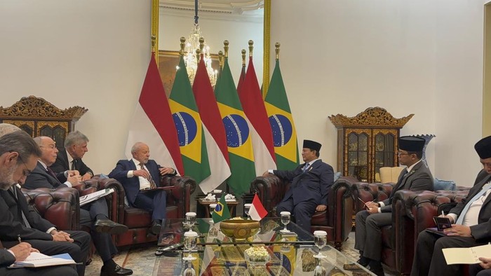 Presiden Prabowo Subianto menerima kunjungan kenegaraan Presiden Brasil Luiz Inácio Lula da Silva di Istana Merdeka, Jakarta