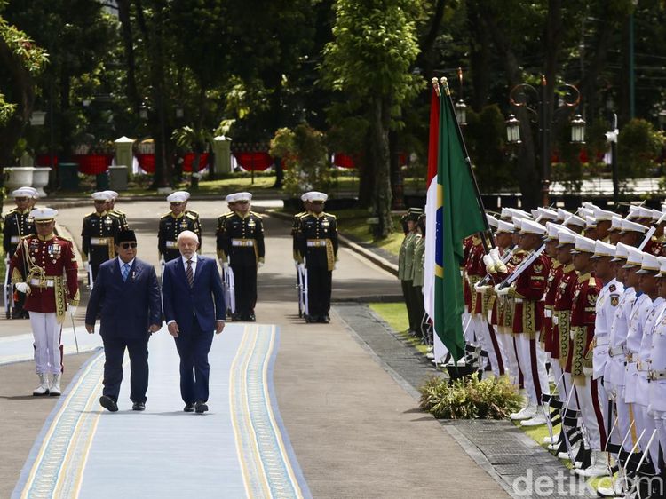 Presiden Prabowo Terima Kunjungan Presiden Brasil Lula da Silva di Istana Merdeka