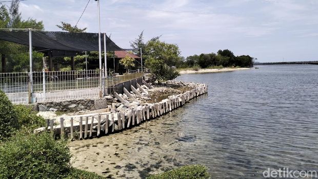 Pulau Untung Jawa di Kepulauan Seribu