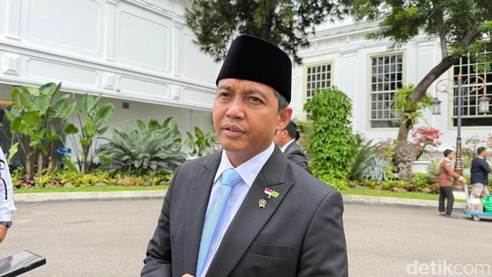 Menteri Kehutanan (Menhut) Raja Juli Antoni.