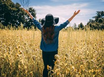 Ramalan Zodiak Hari Ini 23 Oktober 2025, Pisces Dapat Berkah Tak Terduga!