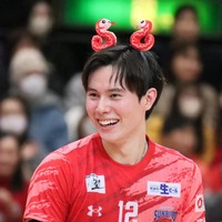 Ran Takahashi sebelumnya tidak diketahui memiliki kekasih. Atlet nasional berdarah Jepang, Jerman, dan Amerika Serikat itu pun menuai sorotan ketika namanya dikaitkan dengan aktris AV (adult video) Kawakita Ayaka.  Foto: Instagram @ran.volleyball0902