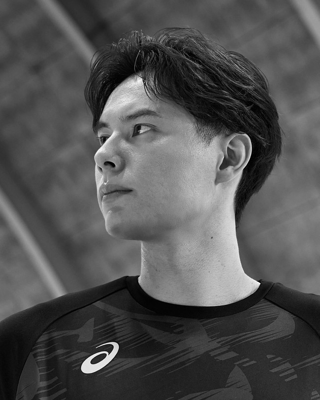 Padahal menurut Bunshun Online, pria yang sering disamakan dengan tokoh anime Haikyu, Shoyo Hinata itu telah menjalin hubungan dengan influencer bernama Uka sejak tahun lalu. Foto: Instagram @ran.volleyball0902