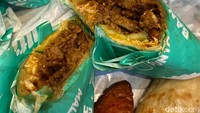 Unik! Roti Canai Gulung Isi Rendang Lezat Ada di Jakarta Unik! Roti Canai Gulung Isi Rendang Lezat Ada di Jakarta