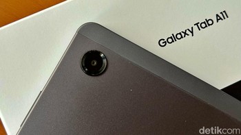 Kamera di bagian belakang 8 MP sementara di bagian depan 5 MP. Foto: Adi Fida Rahman/detikINET