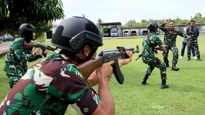 TNI AL Gelar Simulasi Penanggulangan Teror di Lanal Mamuju