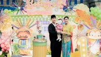 8 Foto Ultah ke-1 Bebingah Anak Kaesang & Erina, Meriah Bertema Ondel-ondel 8 Foto Ultah ke-1 Bebingah Anak Kaesang & Erina, Meriah Bertema Ondel-ondel