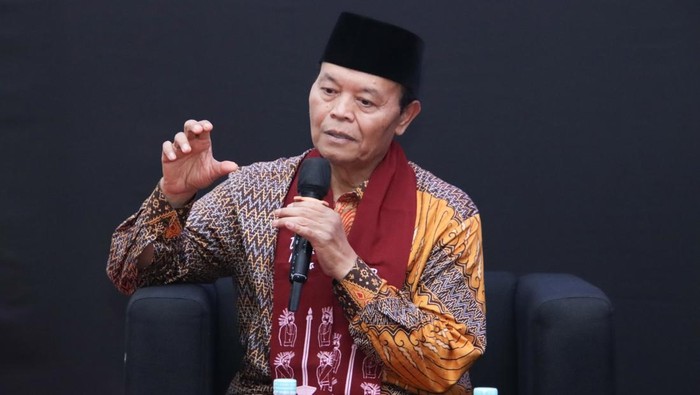 Wakil Ketua MPR RI Hidayat Nur Wahid (HNW)