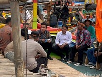 Nelayan Citemu Curhat ke Gibran, dari Sungai hingga Jeratan Utang