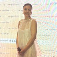 Wulan Guritno sempat viral usai wajah bopengnya saat membintangi film Norma jadi sorotan. Saat menghadiri acara ZAP yang digelar di Alto Restaurant & Bar, Four Seasons Hotel Jakarta pada Rabu (22/10/25), Wulan untuk pertama kalinya memamerkan wajah asli tanpa makeup. Foto: Vina Oktiani/Wolipop