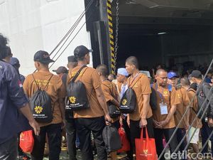 139 PMI Dideportasi dari Malaysia Tiba di Parepare Usai Dipenjara 4 Bulan
