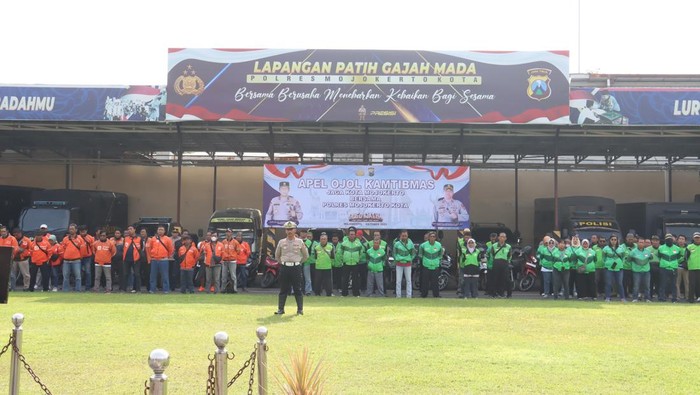 Apel ojol kamtibmas di Polres Mojokerto Kota Apel ojol kamtibmas di Polres Mojokerto Kota