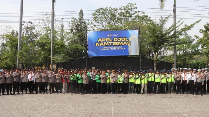 Apel Ojol Kamtibmas yang digelar di Polres Nganjuk. Apel Ojol Kamtibmas yang digelar di Polres Nganjuk.