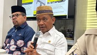 Lifting Minyak 605 Ribu Barel/Hari, Bahlil: Menteri ESDM Harus Ahli Tekan-tekan Lifting Minyak 605 Ribu Barel/Hari, Bahlil: Menteri ESDM Harus Ahli Tekan-tekan