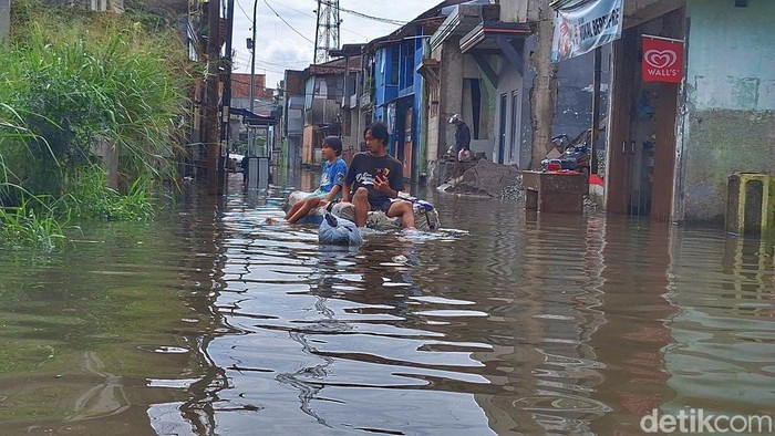 Banjir di Kabupaten Bandung Banjir di Kabupaten Bandung