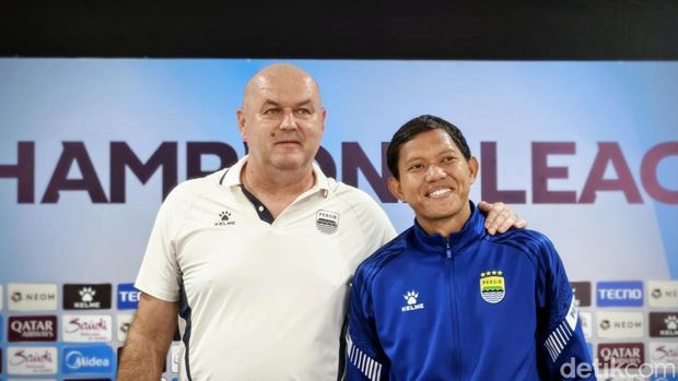 Bima Bagaskara dan Adam Alis. Bima Bagaskara dan Adam Alis.