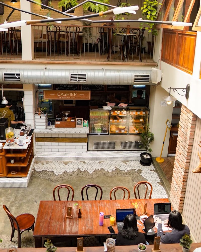 Coffee shop buka 24 jam di Jakarta