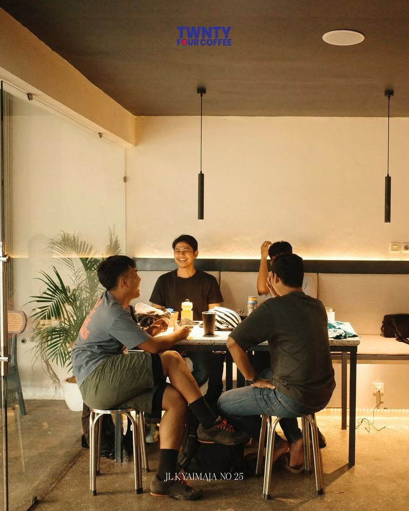 Coffee shop buka 24 jam di Jakarta