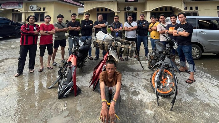 Curanmor Lintas Provinsi Pelaku curanmor lintas provinsi saat ditangkap polisi