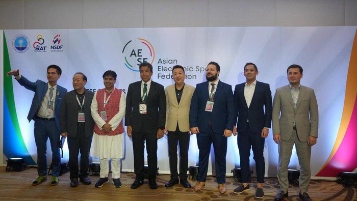 Esports Ketua Umum Indonesia Esports Association (IESPA), Ibnu Sulistyo Riza Pradipto, kini punya peran di kancah Asia. Dia dipercaya menjadi Strategic Advisor Presiden Asian Electronic Sports Federation (AESF).