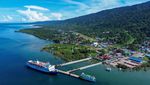 Hotel Terapung Warnai Perayaan 1 Abad Aitumeri di Teluk Wondama