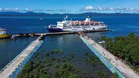 Perayaan 1 Abad Situs Aitumeri menjadi momentum kebangkitan pariwisata di Teluk Wondama, dengan harapan semakin banyak wisatawan tertarik untuk menjelajahi kekayaan budaya serta panorama bahari di wilayah tersebut. ANTARA FOTO /Chairil Indra