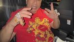 Gaya Santai Hotman Paris Saat Makan di Warung Bebek dan Kulineran di Bali