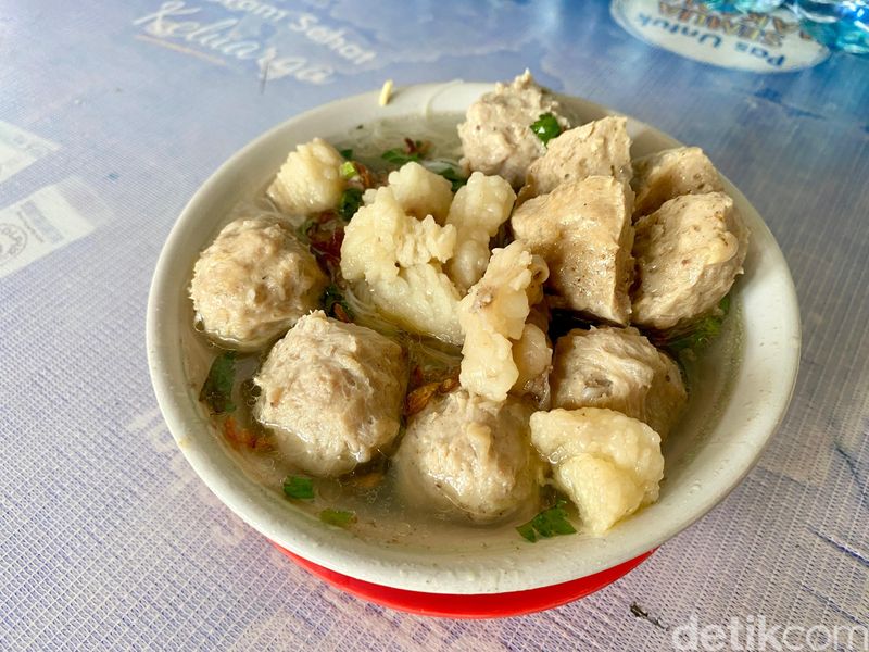 Jajan di Pasar Puri Indah Yuk! Ada Nasi Bogana hingga Bakso Pontianak Halal Gerai makanan yang ada di area Pasar Puri Indah
