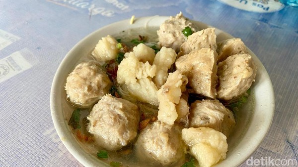 Lengkap! Ini Kuliner Enak yang Ada di Pasar Puri Indah