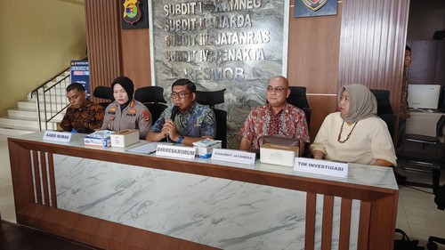 Polisi saat menyampaikan kasus diksar tewaskan mahasiswa Unila.