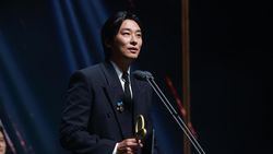Para Bintang Bersinar di Korea Popular Culture and Arts Awards 2025