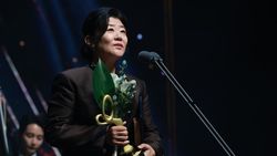 Para Bintang Bersinar di Korea Popular Culture and Arts Awards 2025