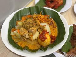 Lontong Medan yang Jadi Hidangan Wajib di Sumut saat Lebaran