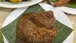 Lontong Medan Alay di Pasar Puri Pertahankan Cita Rasa Legendaris Sejak 1970 Lontong Medan Alay di Pasar Puri Pertahankan Cita Rasa Legendaris Sejak 1970