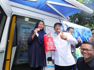 Mensos Tinjau Penyaluran Bansos & Ground Checking Data DTSEN di Bogor