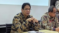 Purbaya soal Aduan Pegawai Nongkrong di Starbucks: Bukan Orang Bea Cukai Purbaya soal Aduan Pegawai Nongkrong di Starbucks: Bukan Orang Bea Cukai
