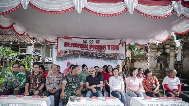 Gerakan Pasar Tani Bangli, Bukti Pemerintah Hadir Dekat dengan Petani dan Rakyat