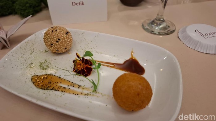 Gado-gado Miso dan Onde Mochi Spesial Kolaborasi Chef Indonesia-Jepang