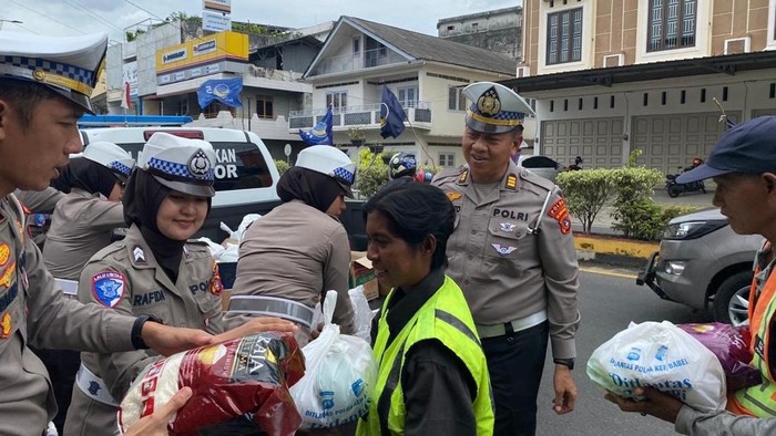 Polda Babel Polda Bangka Belitung (Babel) gelar Jumat berkah.