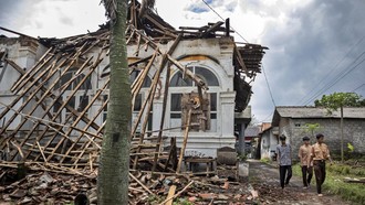 Rumah Bersejarah di Bandung Barat Ambruk, Warisan Art Deco Terancam Punah Rumah Bersejarah di Bandung Barat Ambruk, Warisan Art Deco Terancam Punah