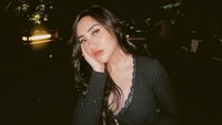 Salmafina Sunan memastikan ingin punya pasangan yang seagama. Aku gak membuka opsi itu (pacaran beda agama). Aku opsinya yang seagama, katanya. (Foto: dok Instagram salmafinasunan)