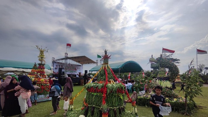 Sedekah bumi di Jombang Sedekah bumi di Jombang